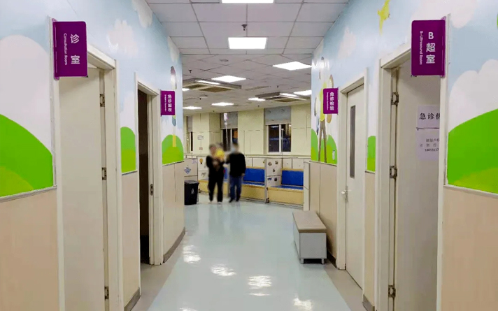 净化车间、无菌实验室门使用PVC塑胶地面有哪些优点？