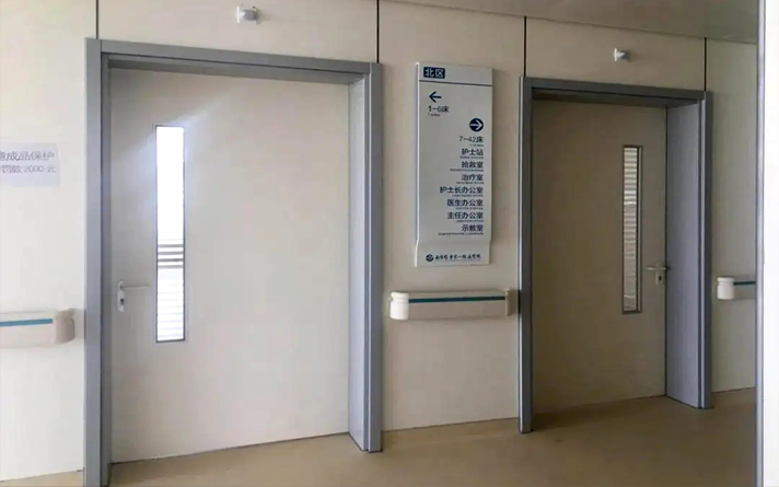 安装医用门
