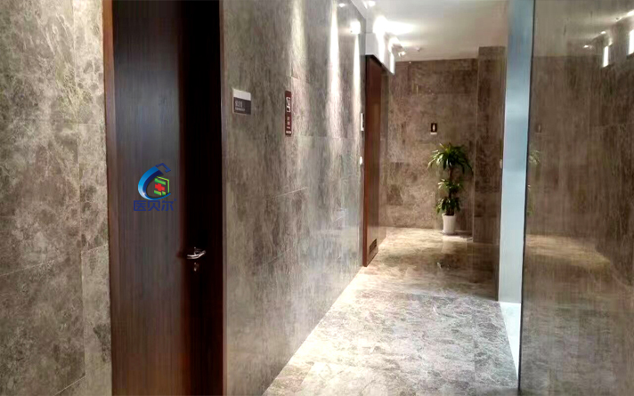 护士间门与药房门尺寸规格及医院木门选购注意事项