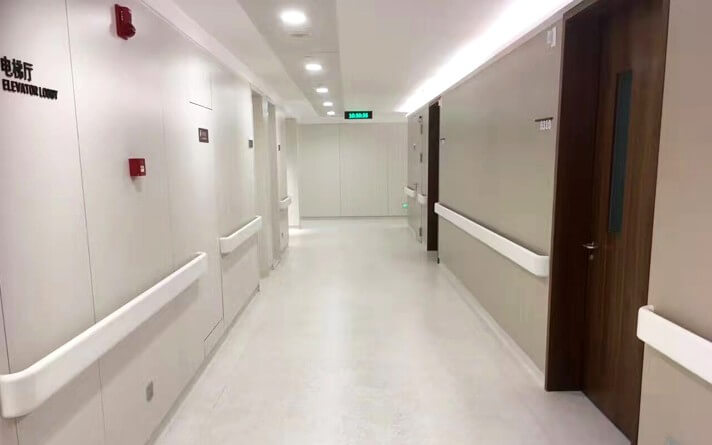 医院门实景照片